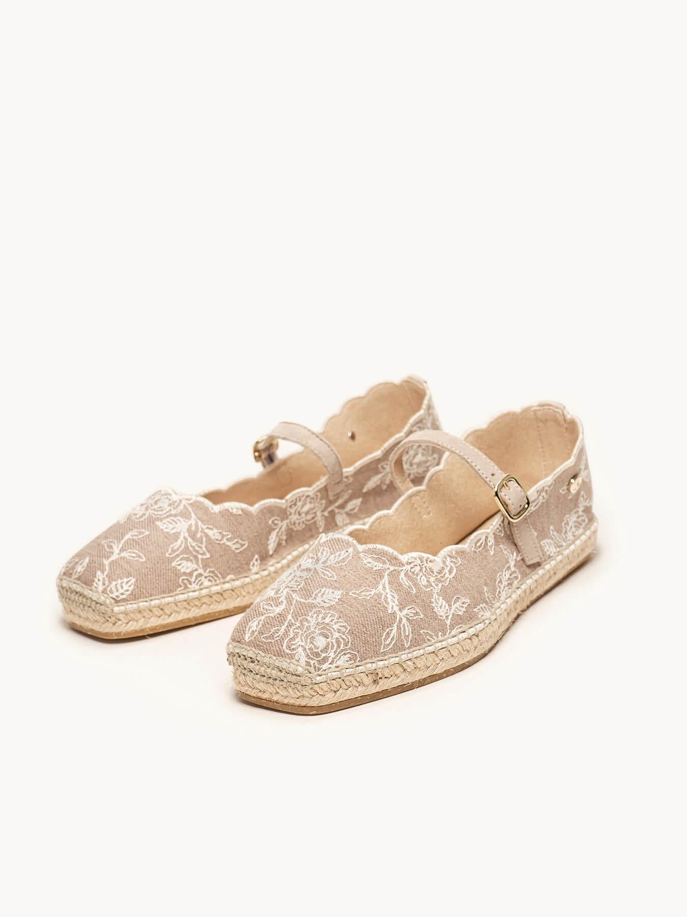 Campanilla Vaquero Bordado Piedra