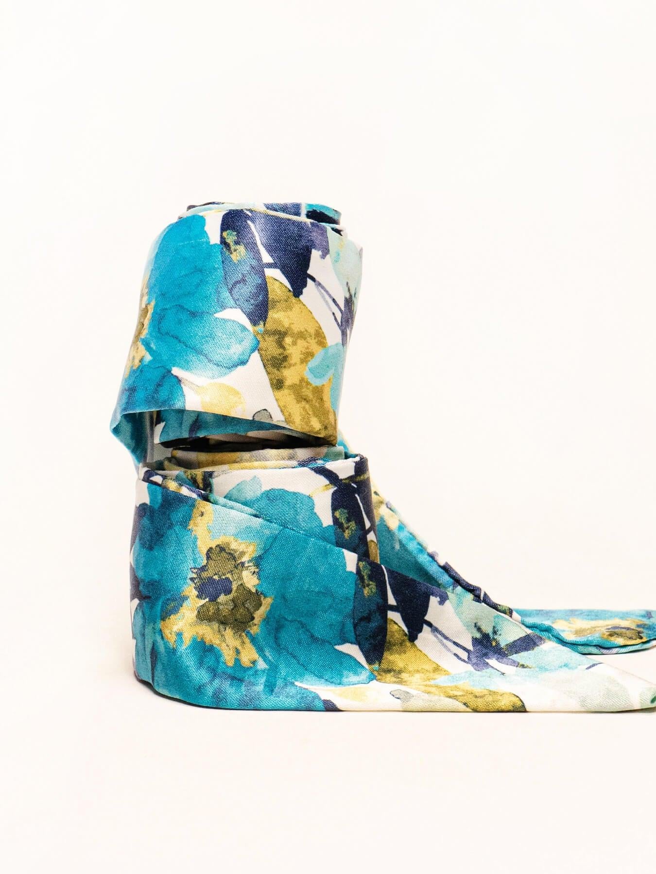 Pañuelo Floral Azul