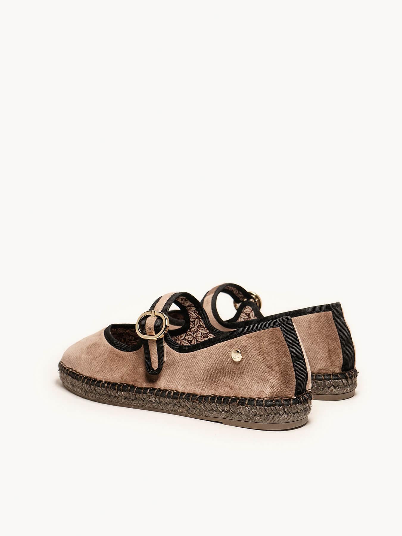 Adelfa Terciopelo Taupe