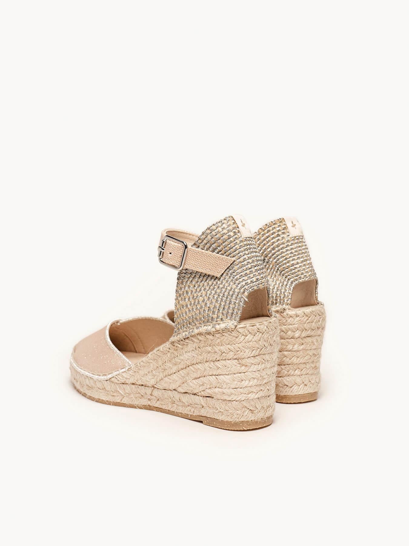 Jara Cuña Media Lona Metal Arena