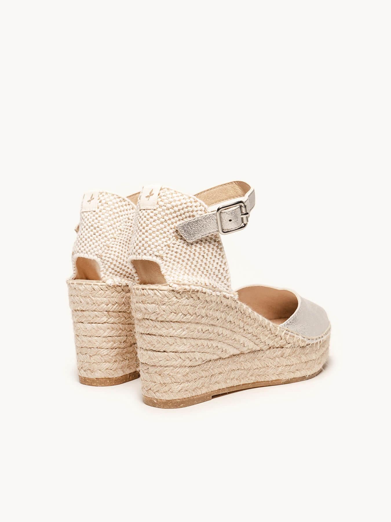 Jara Cuña Media Plataforma Ante Metal Plata