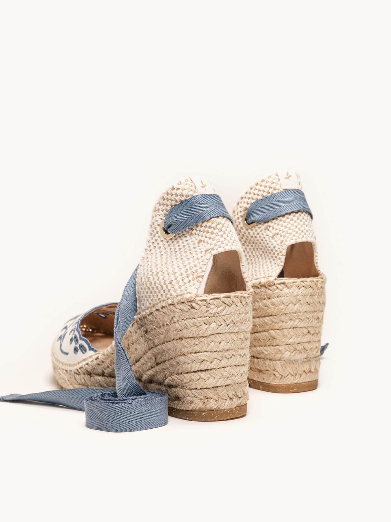 Romero Cuña Media Lona Bordada Azul Jeans