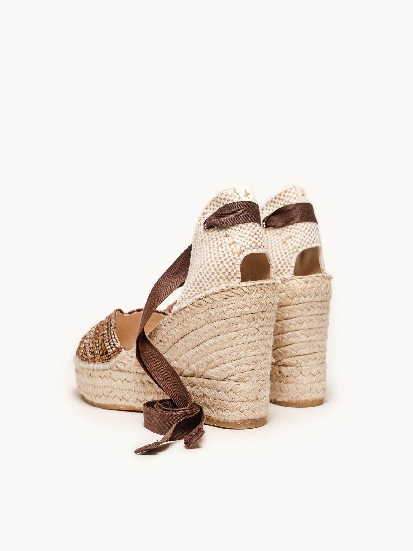 Lirio Cuña Alta Rafia Marrón