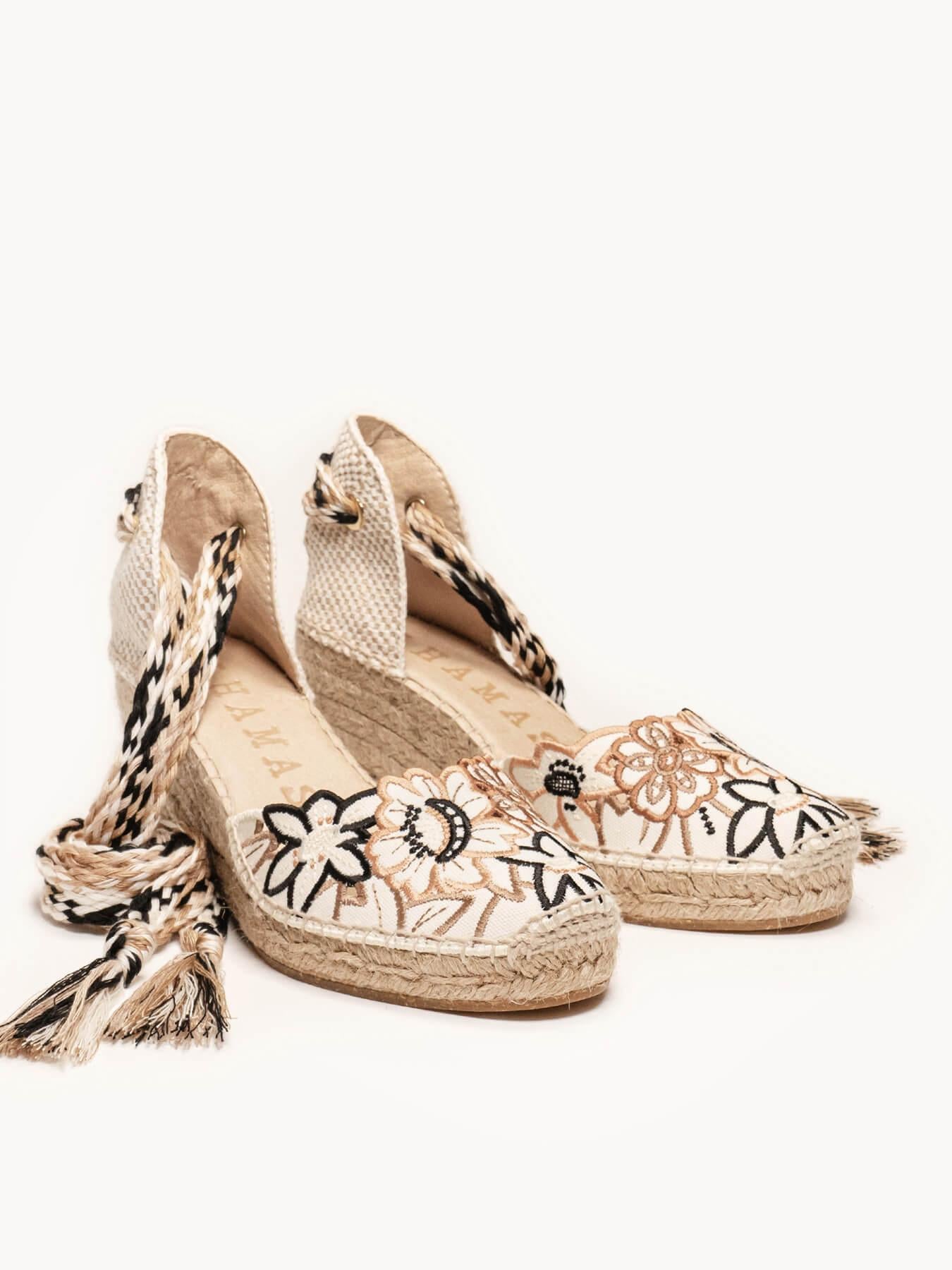 Romero Cuña Media Bordado Silvestre Arena