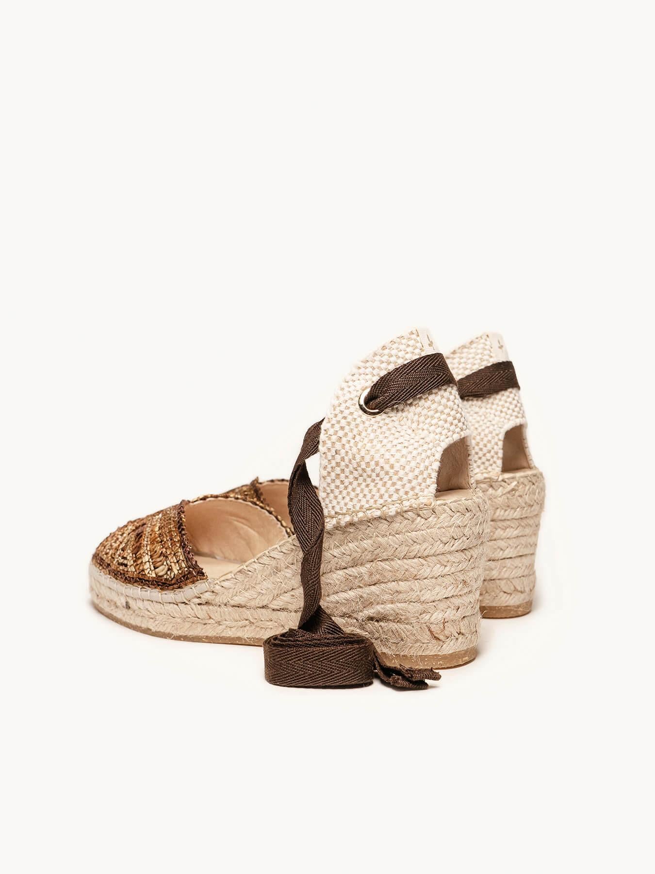 Lirio Cuña 7 cm Rafia  Marrón