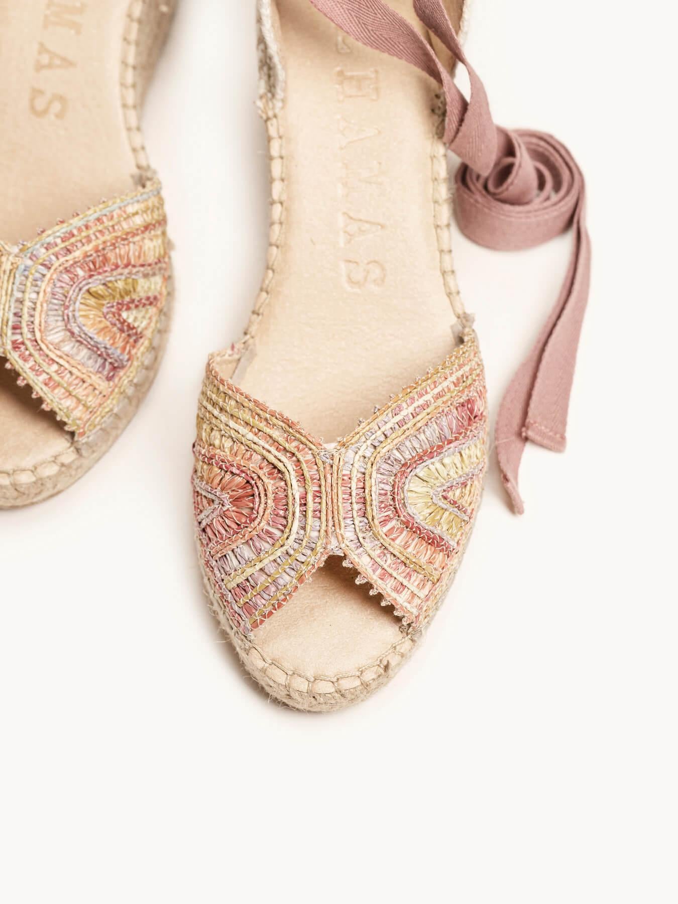 Lirio Cuña Media Rafia Rosa Claro