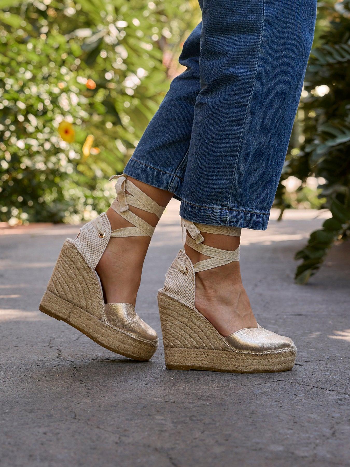 Romero Cuña Alta 12cm Oro