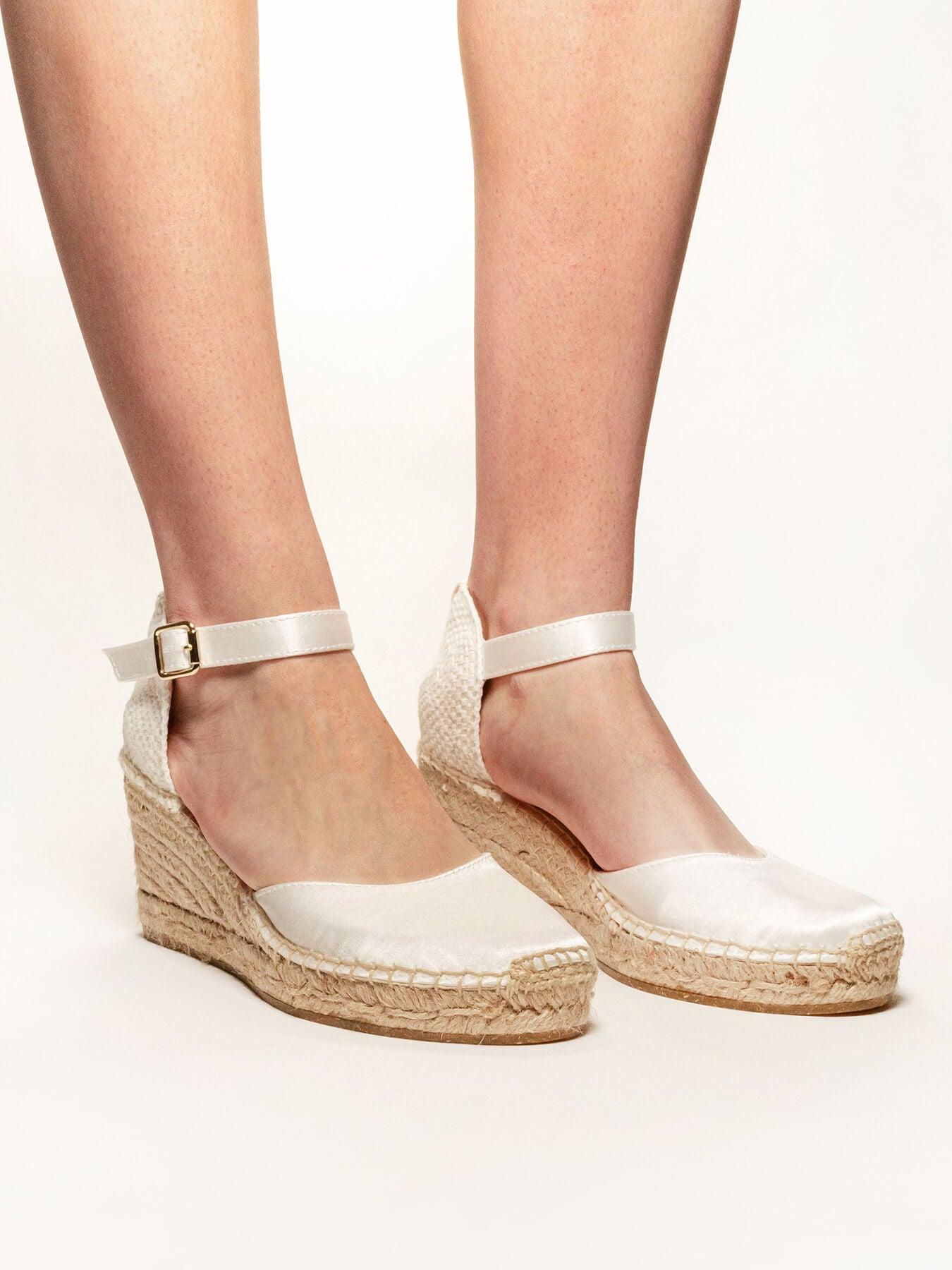 Dalia Cuña 7 cm Raso Blanco
